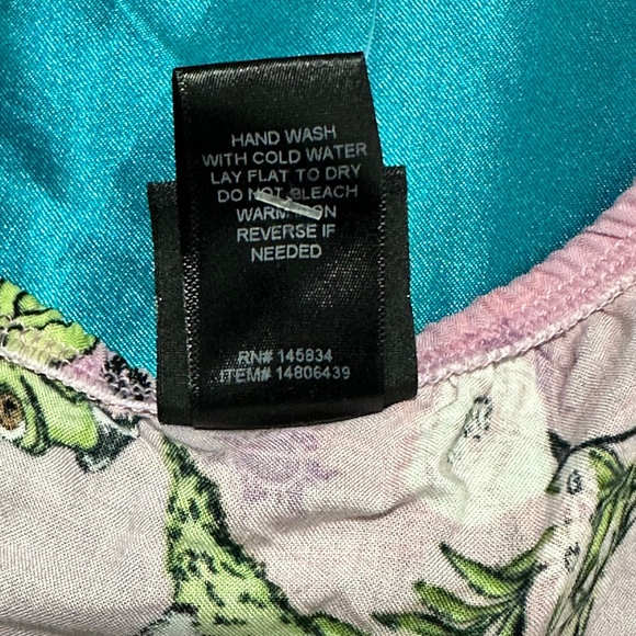 Her Universe Tangled Pascal Floral Sweetheart Dress - Picture 8 of 9